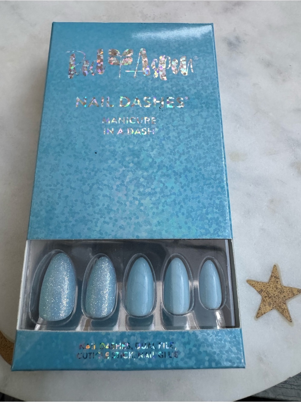 Duo-Approved Light Blue Nail Dashes - Press-On Manicure